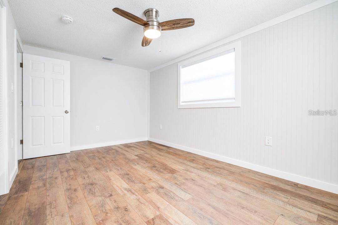 COLONIAL MANOR - Residential