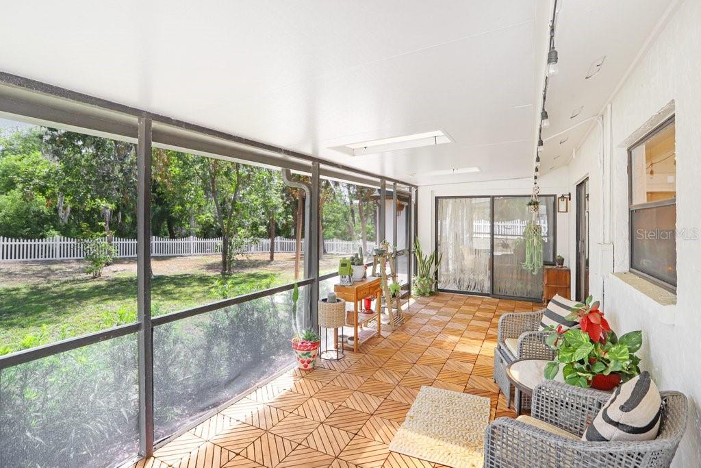 DOGWOOD HILLS - Residential