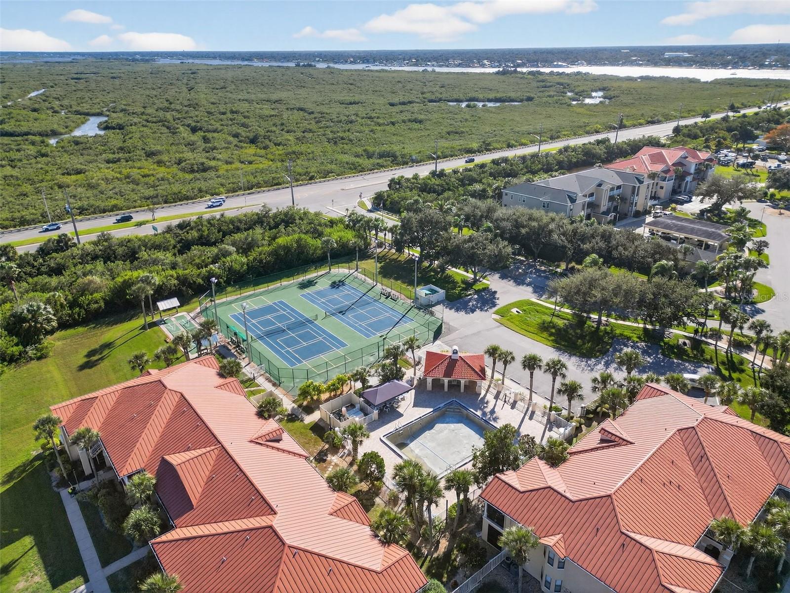 BOUCHELLE ISLAND CONDO - Residential