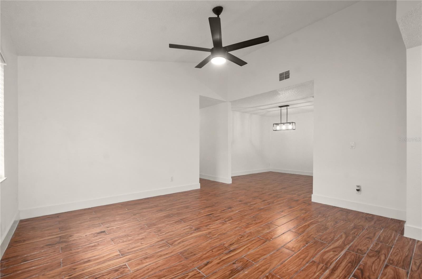 ROSEMONT SEC 13 - Residential