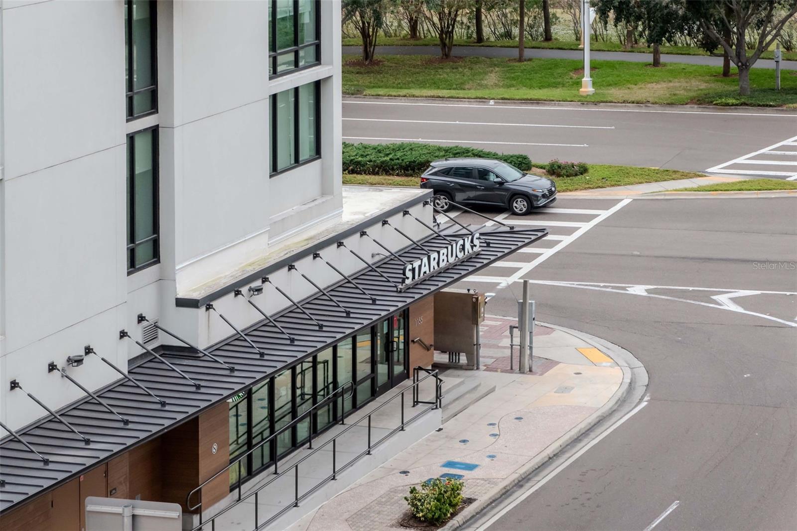 GRAND CENTRAL AT KENNEDY RESID - Residential Lease