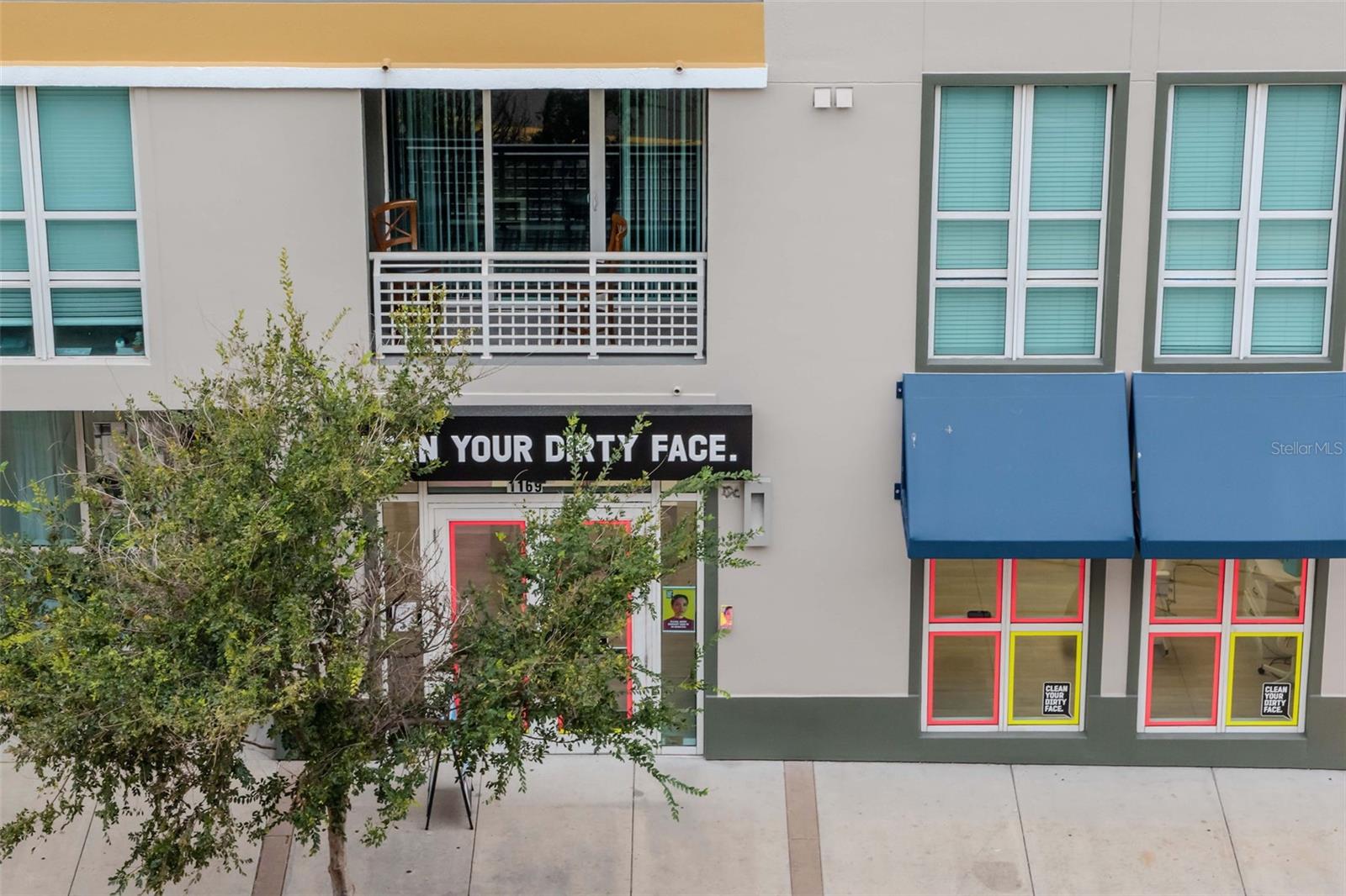 GRAND CENTRAL AT KENNEDY RESID - Residential Lease