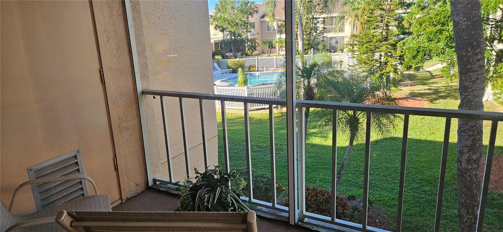 PEBBLE SPGS CLUSTER 2 - Residential Lease