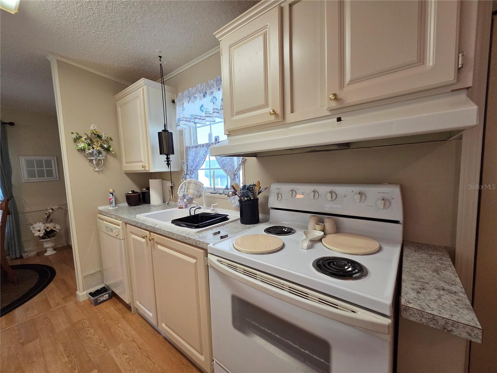 MAGNOLIA MANOR MOBILE HOME PARK UNREC - Residential