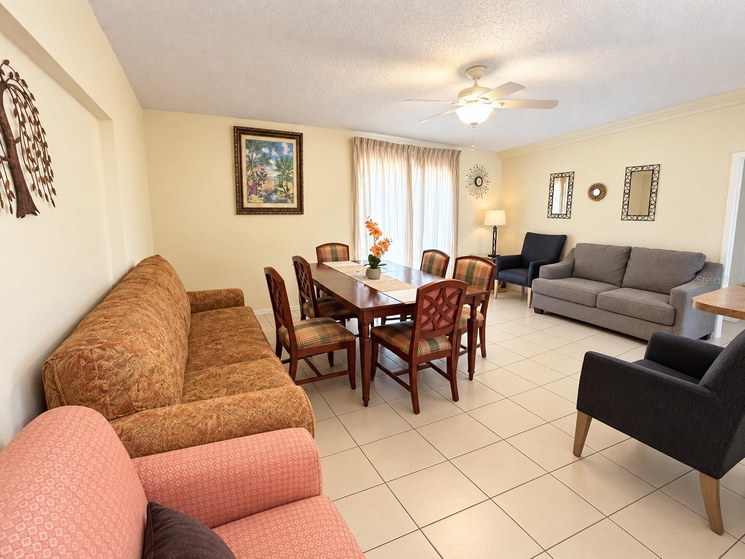 6233 OAKCREST CIRCLE
