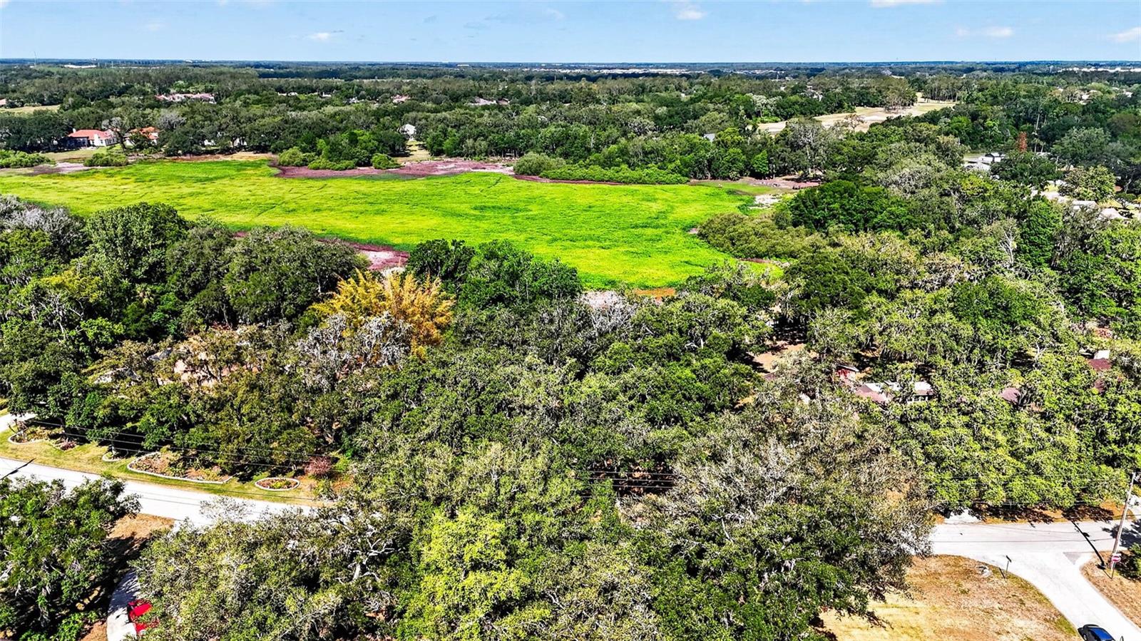 LAKE BERNADETTE GARDENS - Land