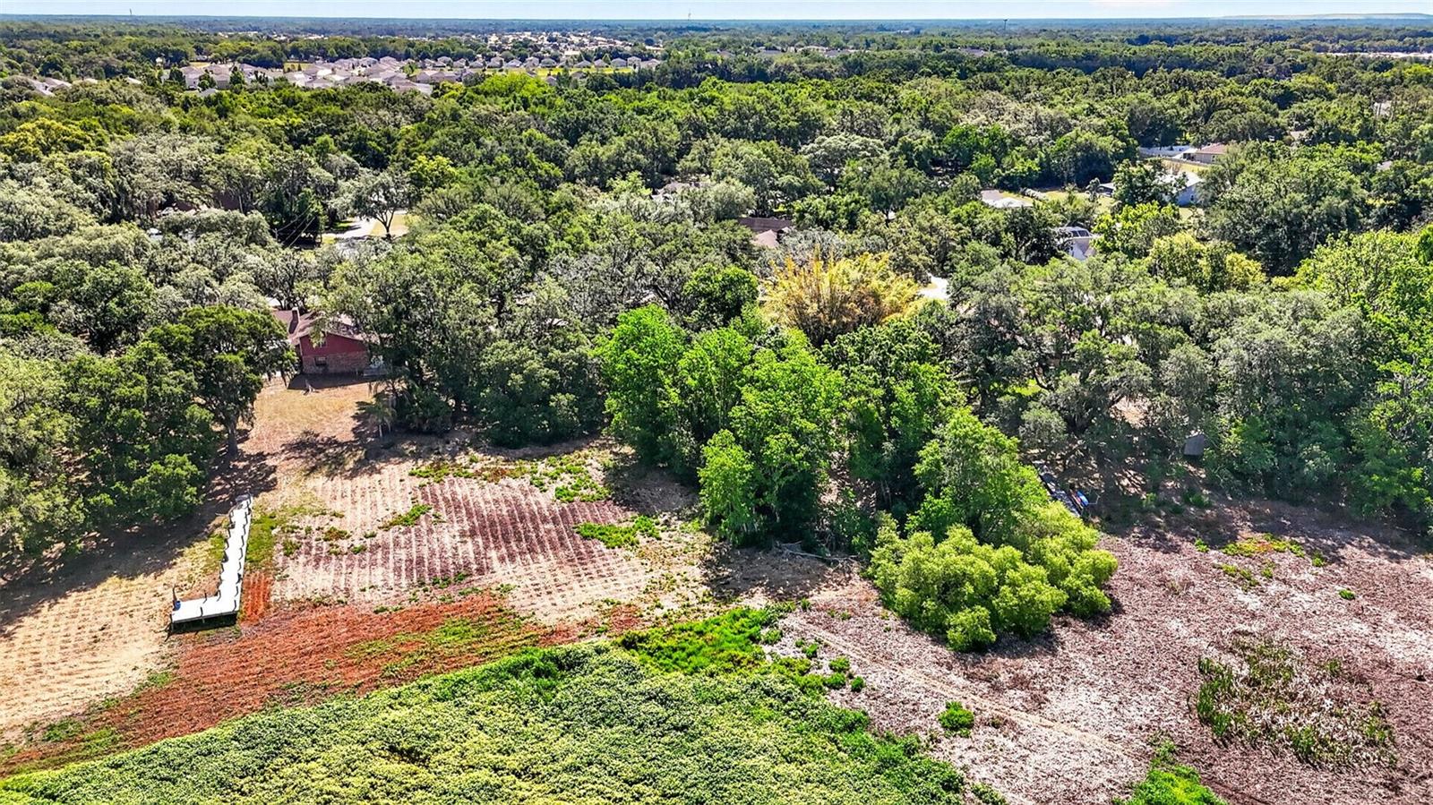 LAKE BERNADETTE GARDENS - Land