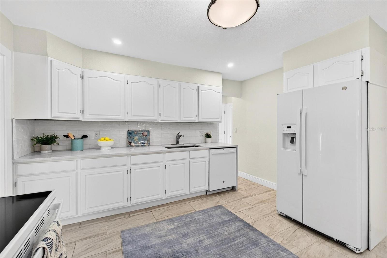 TANGELO PARK - Residential