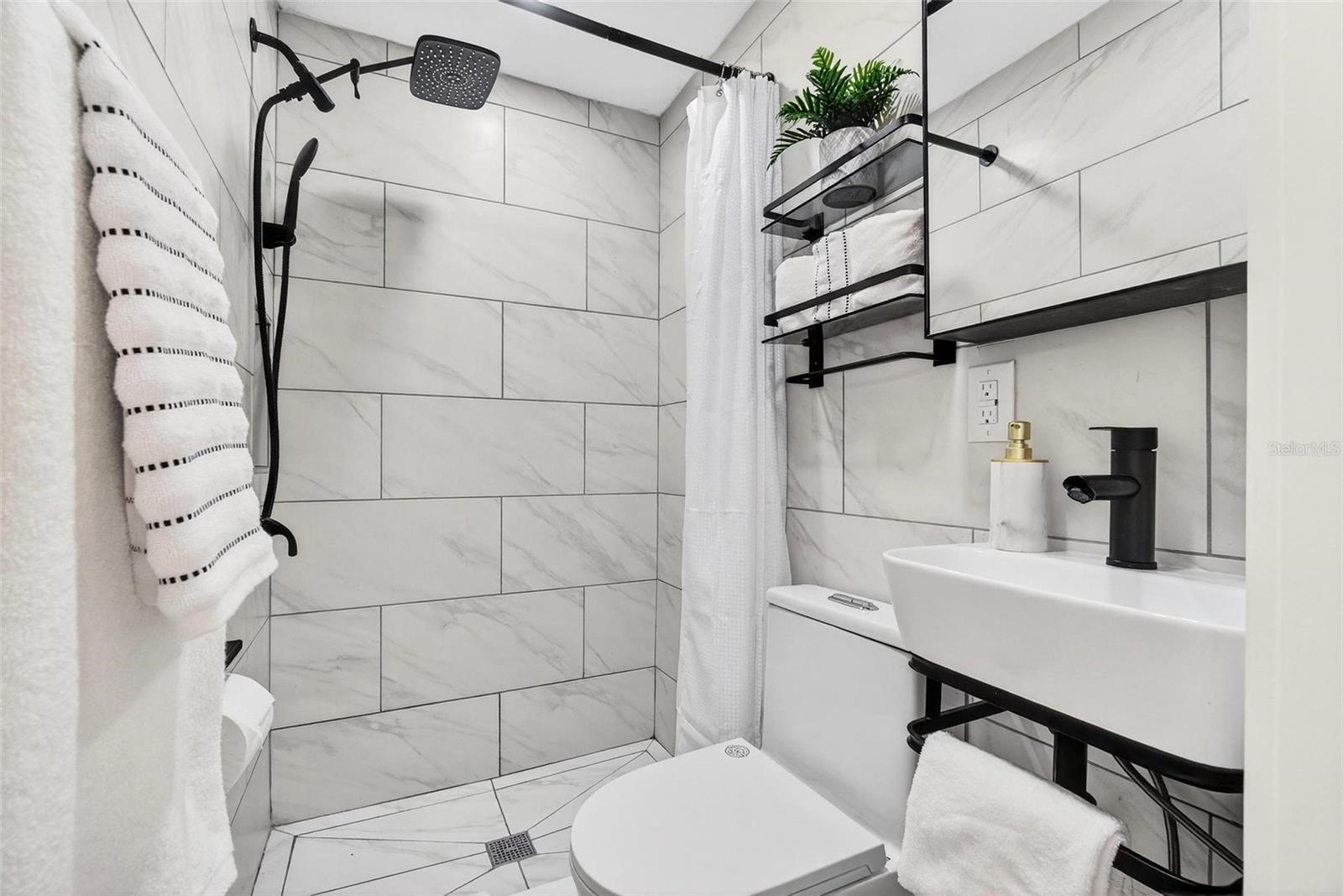 TANGELO PARK - Residential