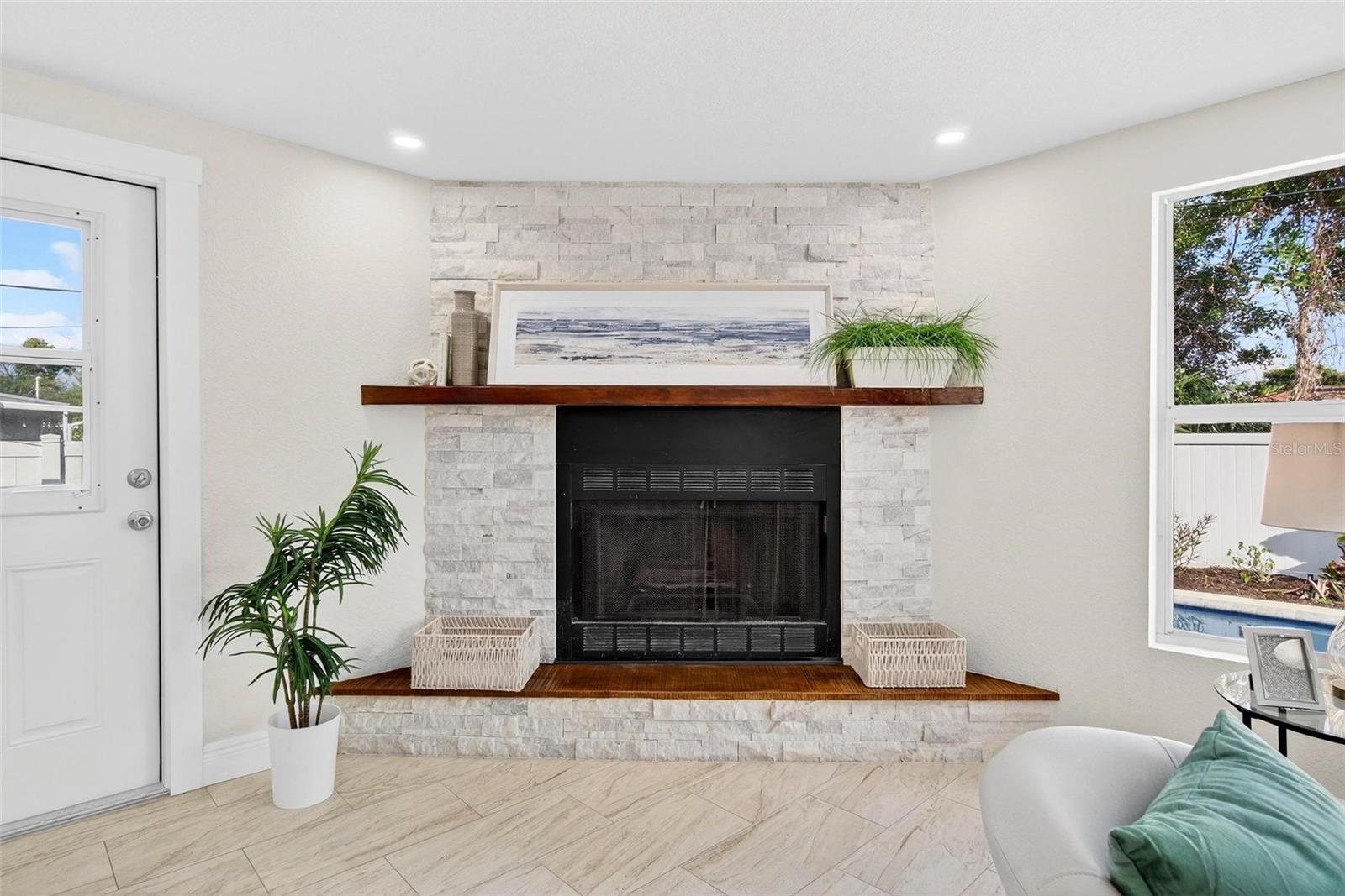 TANGELO PARK - Residential