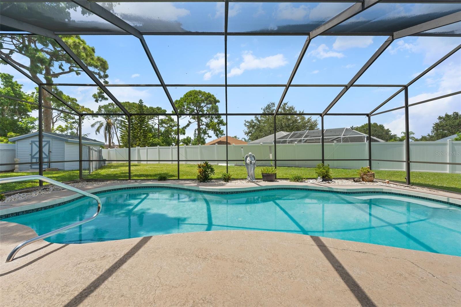 801 PONDEROSA PINE LANE