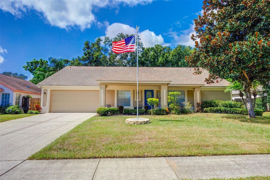 Photo of 2906 Cloverfield Lane, Valrico, FL 33596 (MLS # TB8434415)