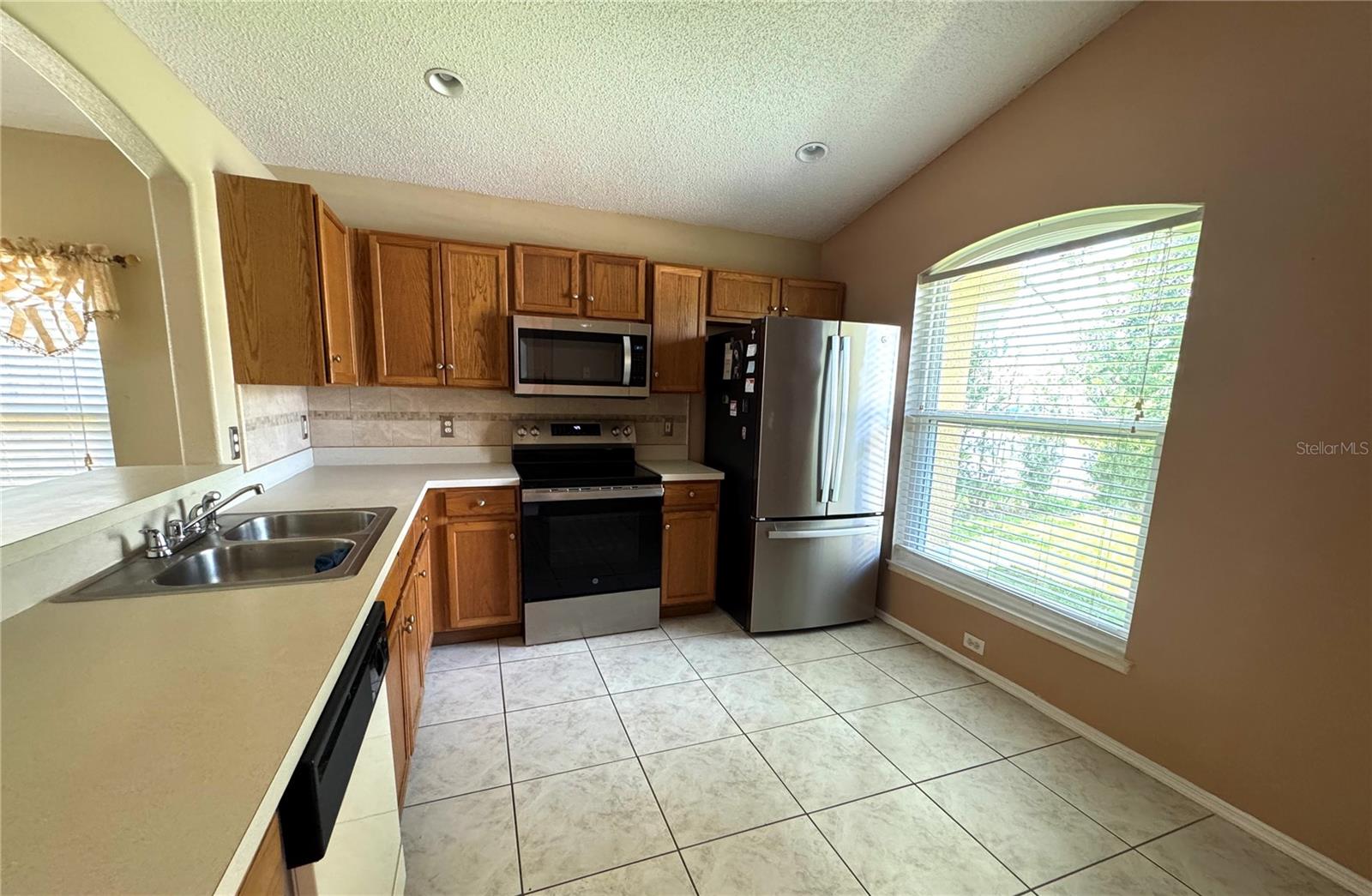 1309 TIMBERBEND CIRCLE