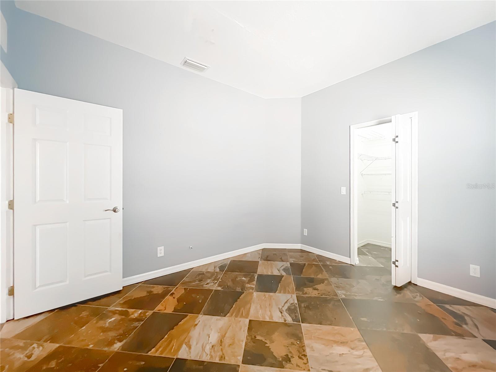 ROLLING HILLS UN 04 - Residential