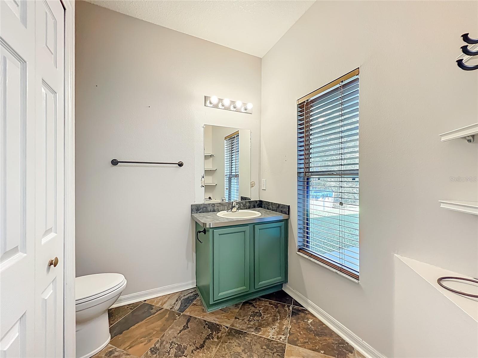 ROLLING HILLS UN 04 - Residential