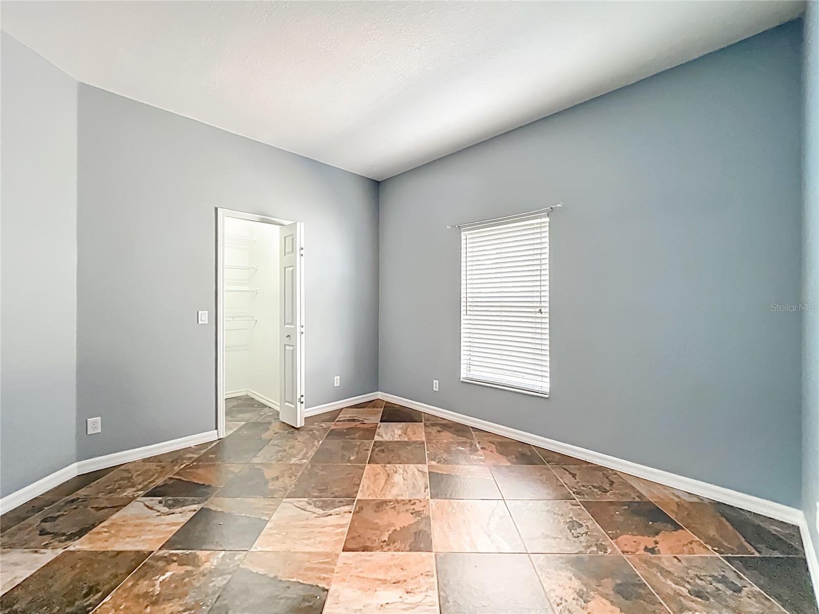 ROLLING HILLS UN 04 - Residential