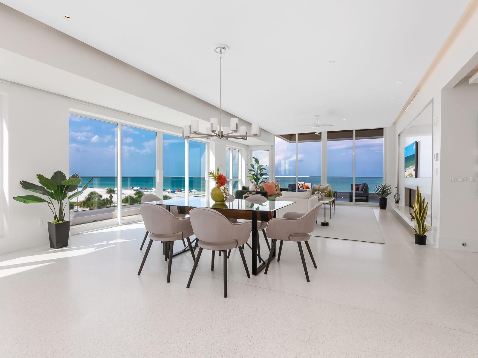 HALCYON SIESTA KEY - Residential