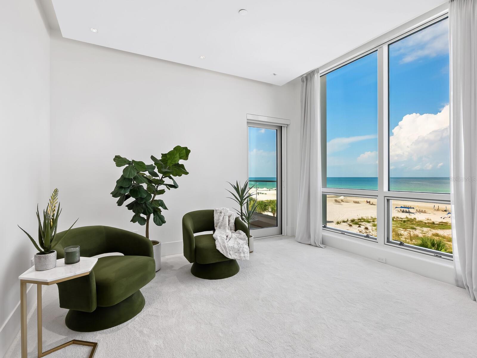 HALCYON SIESTA KEY - Residential