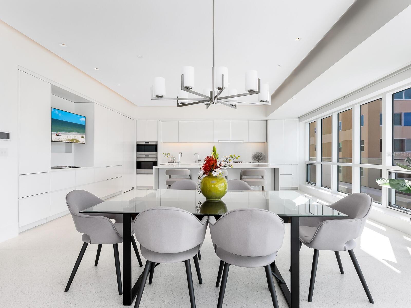 HALCYON SIESTA KEY - Residential