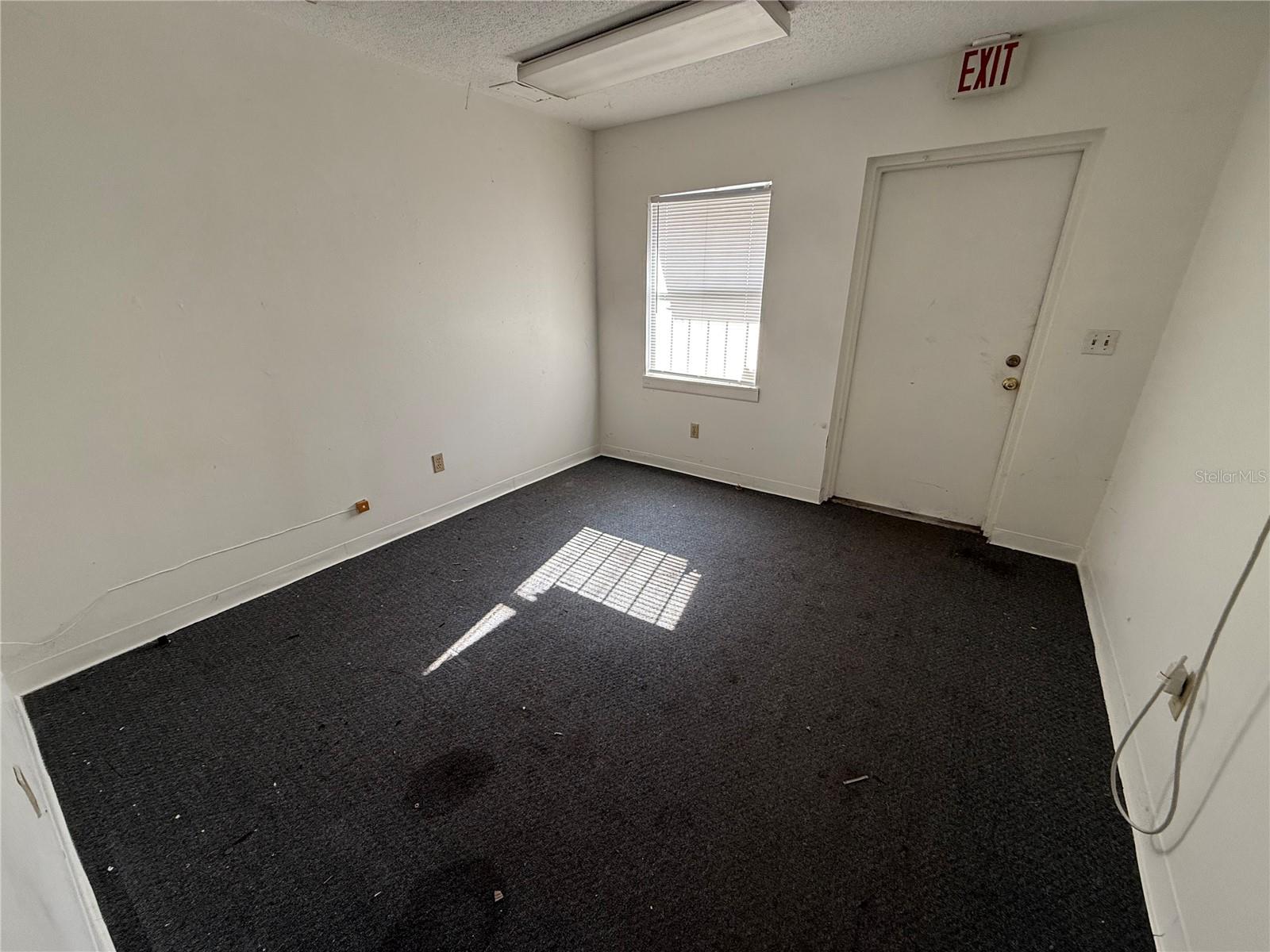 SILVER SPGS PARK - Commercial Lease