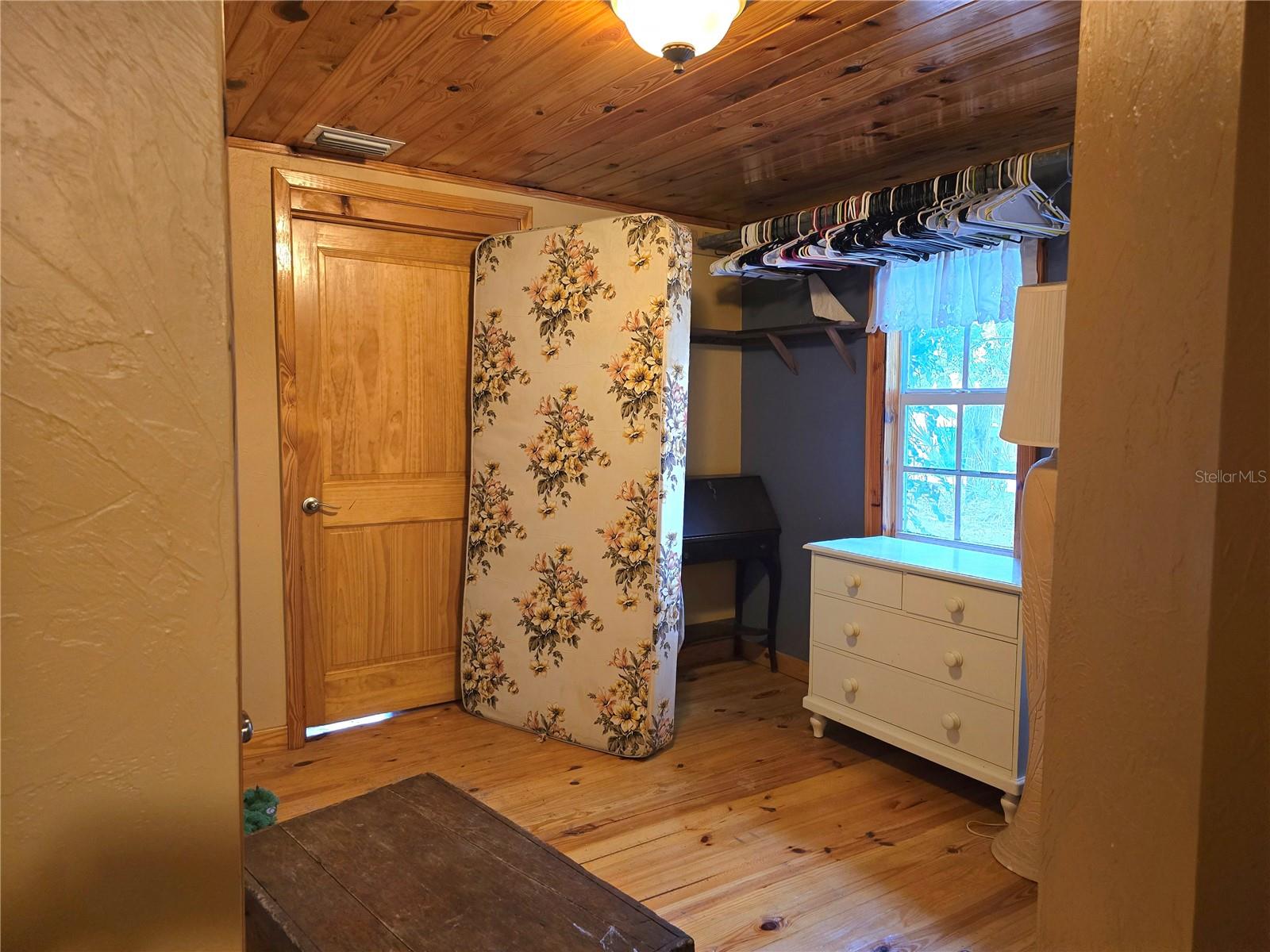 BRACK SPRING ADD - Residential