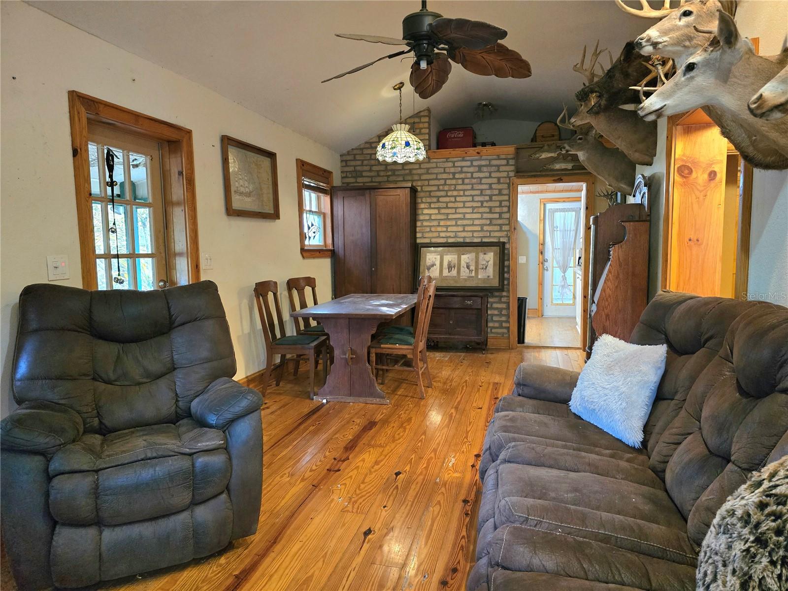 BRACK SPRING ADD - Residential