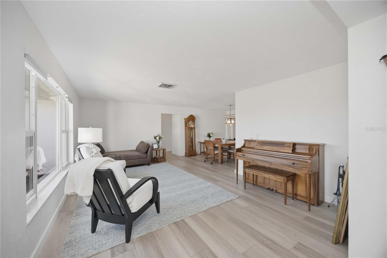 VENICE GARDENS SEC 2 - Residential