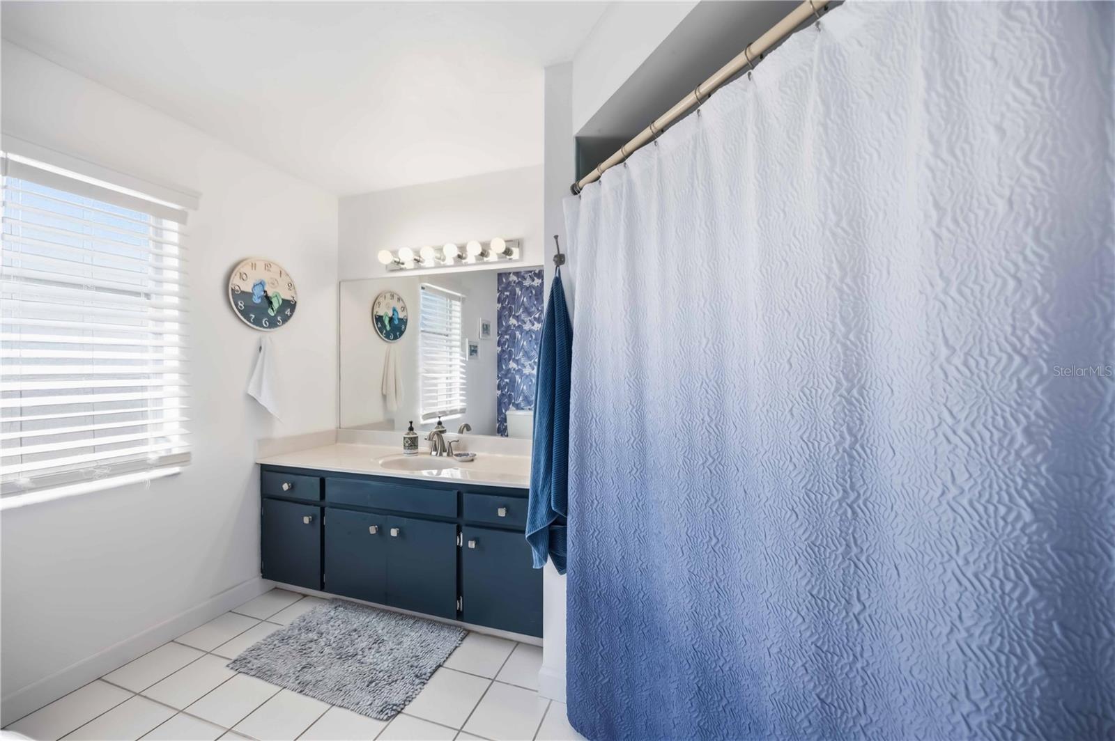 VENICE GARDENS SEC 2 - Residential