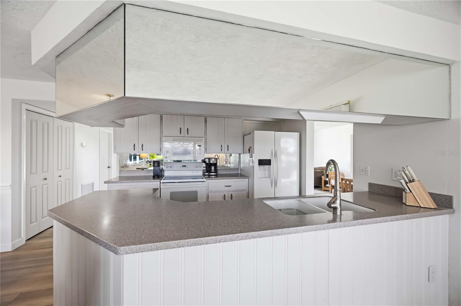 VENICE GARDENS SEC 2 - Residential