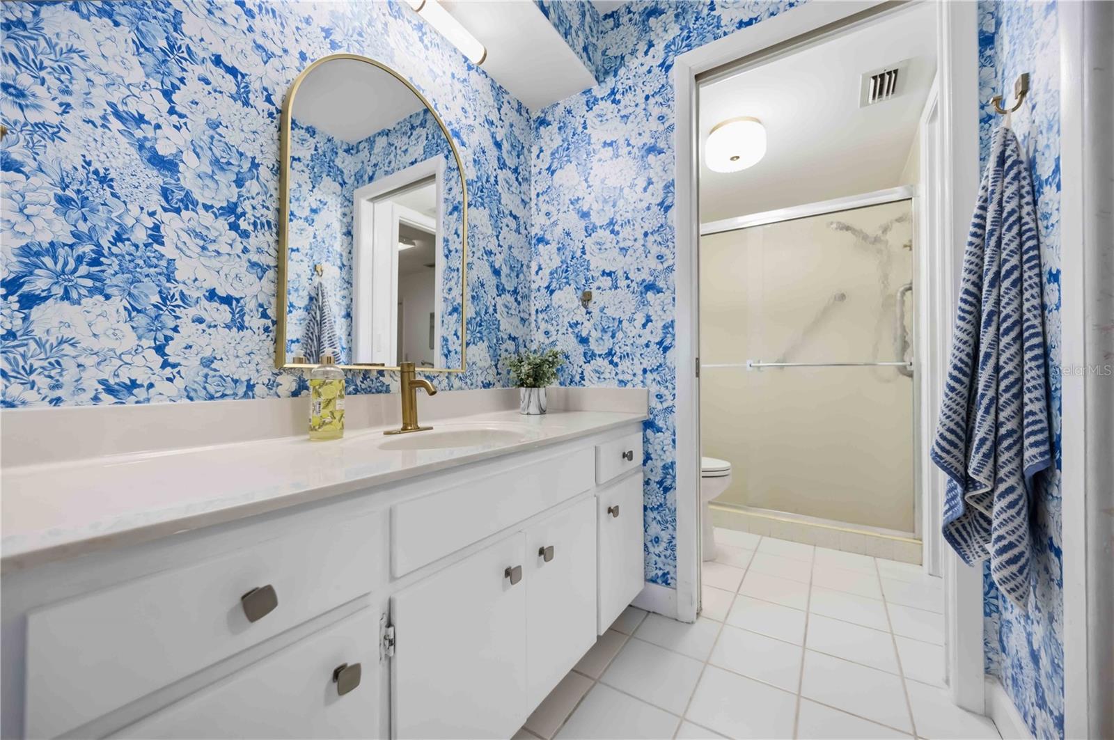 VENICE GARDENS SEC 2 - Residential