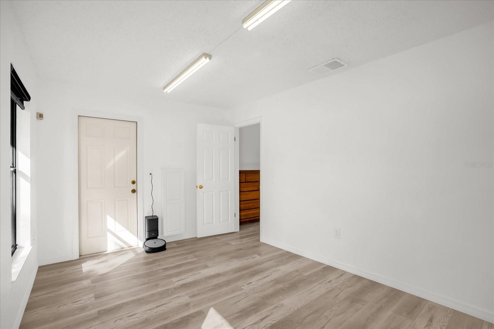 POINCIANA SUB NBRHD 3 VIL 3 - Residential