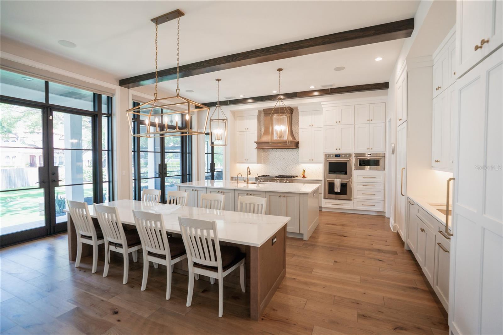 4402 W BEACH PARK DRIVE