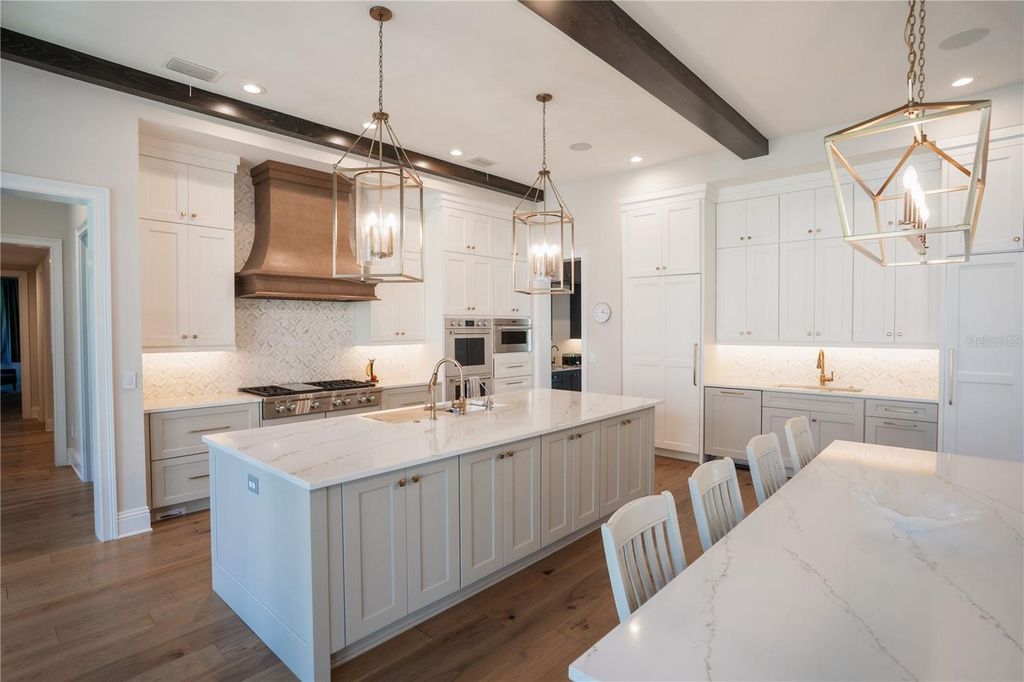 Photo of 4402 W Beach Park Drive, Tampa, FL 33609 (MLS # TB8502326)