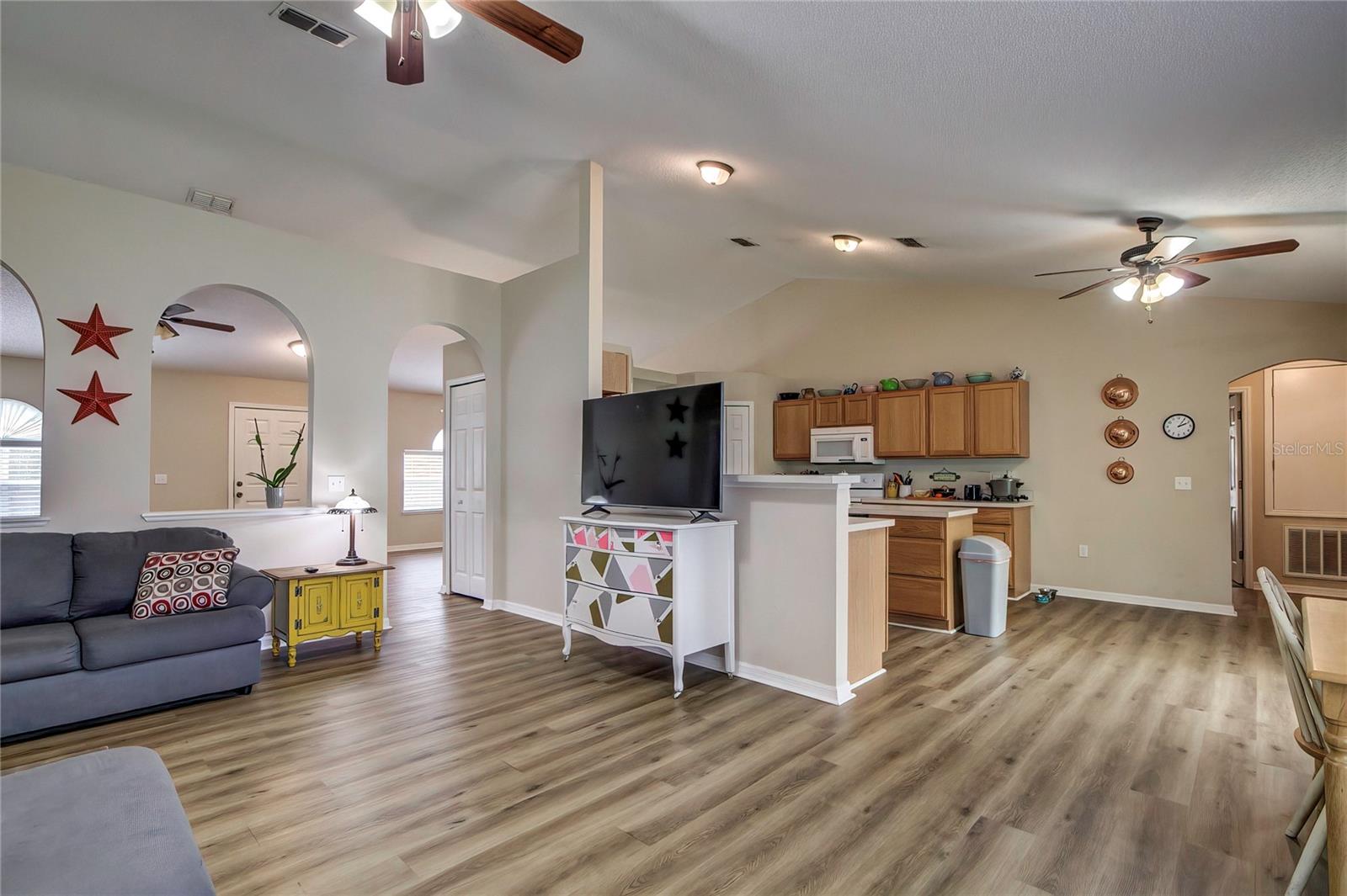 CITRUS SPGS UNIT 04 - Residential