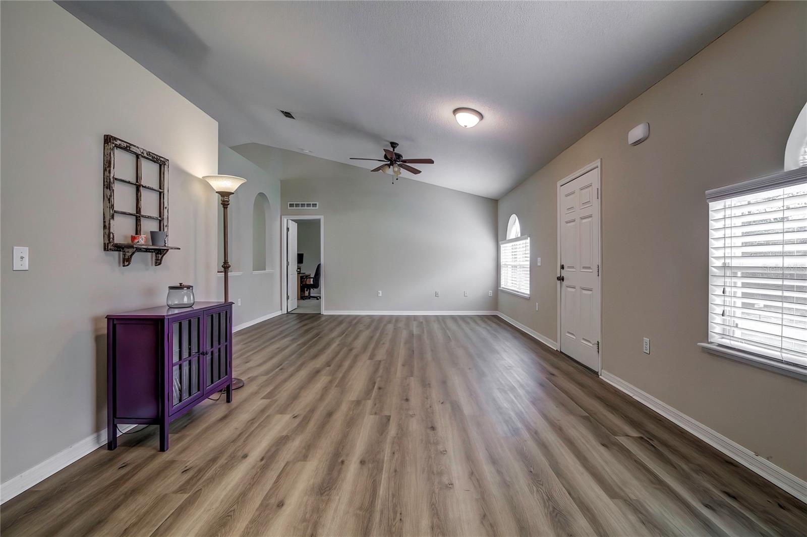 CITRUS SPGS UNIT 04 - Residential