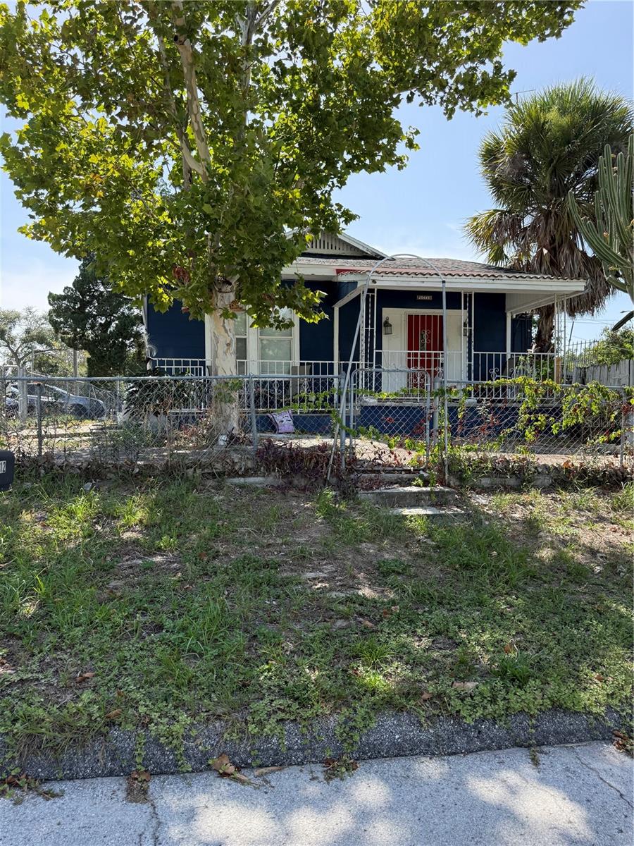 3012 N ALBANY AVENUE