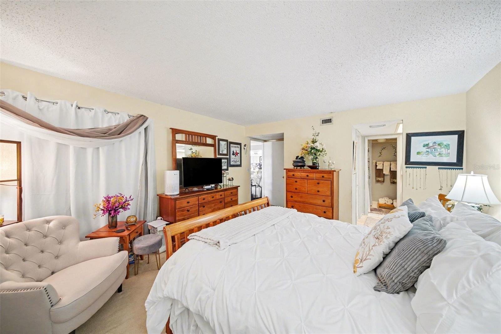 EAST LAKE WOODLANDS CONDO - Residential