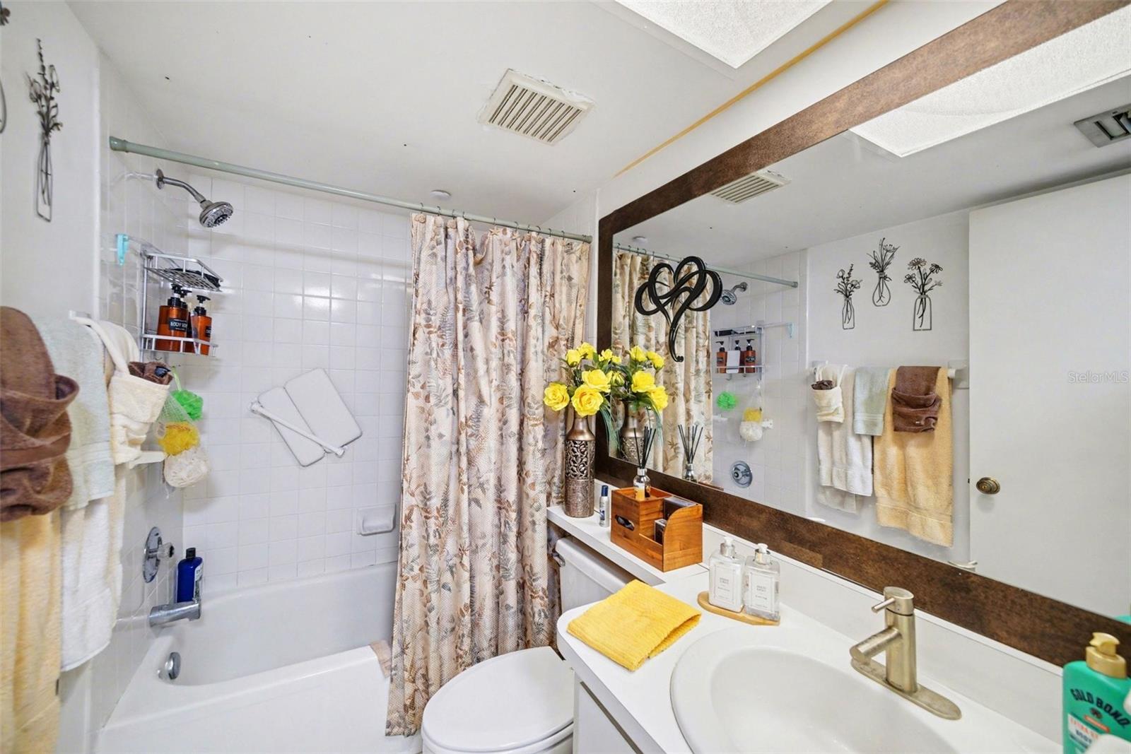 EAST LAKE WOODLANDS CONDO - Residential