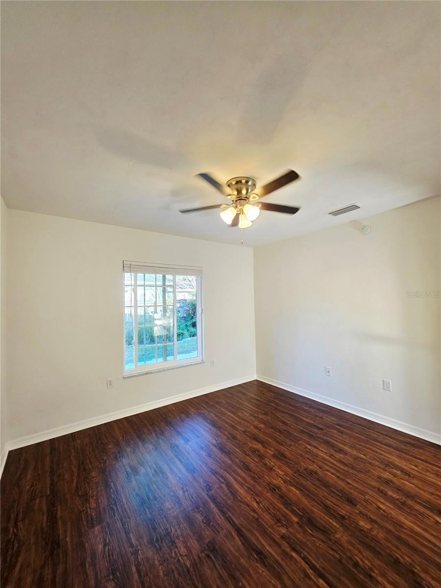 MILE RUN - Residential
