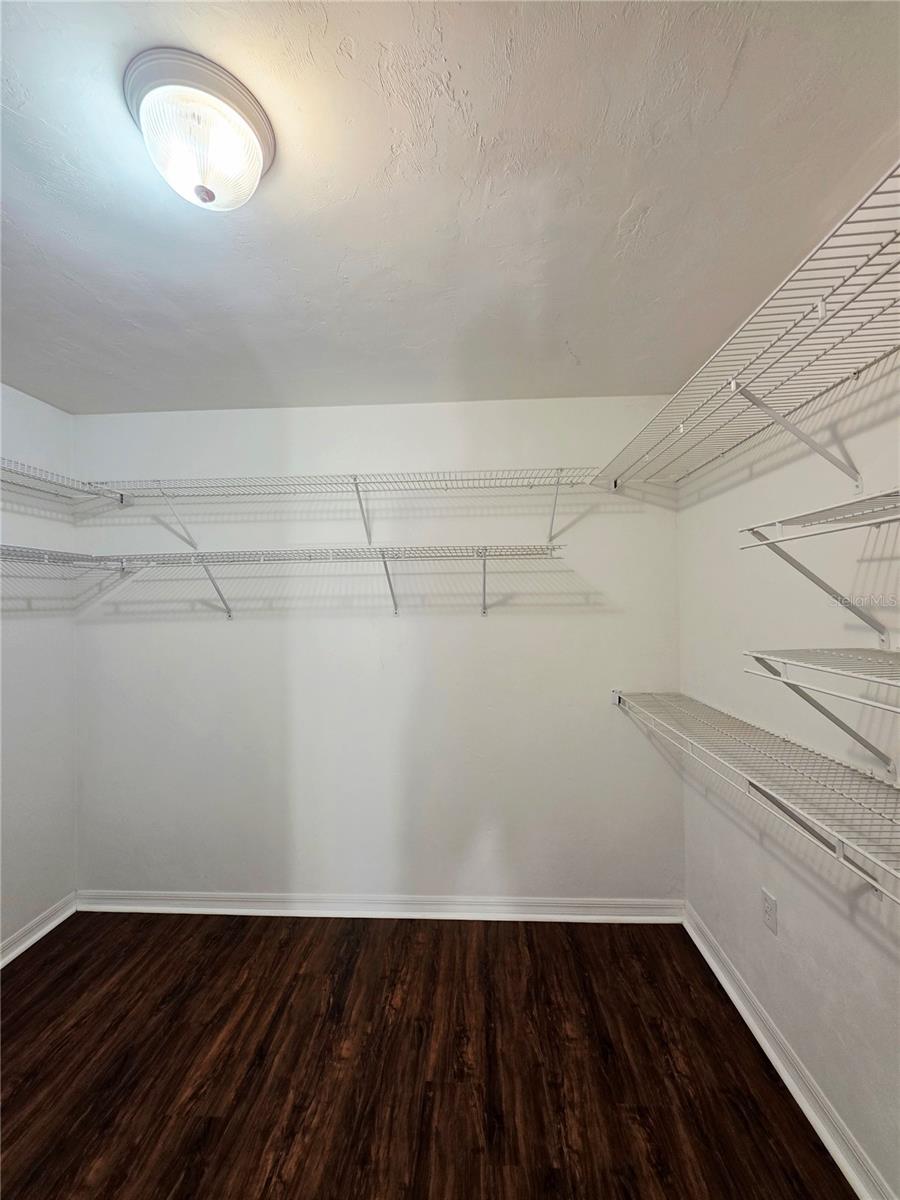 MILE RUN - Residential