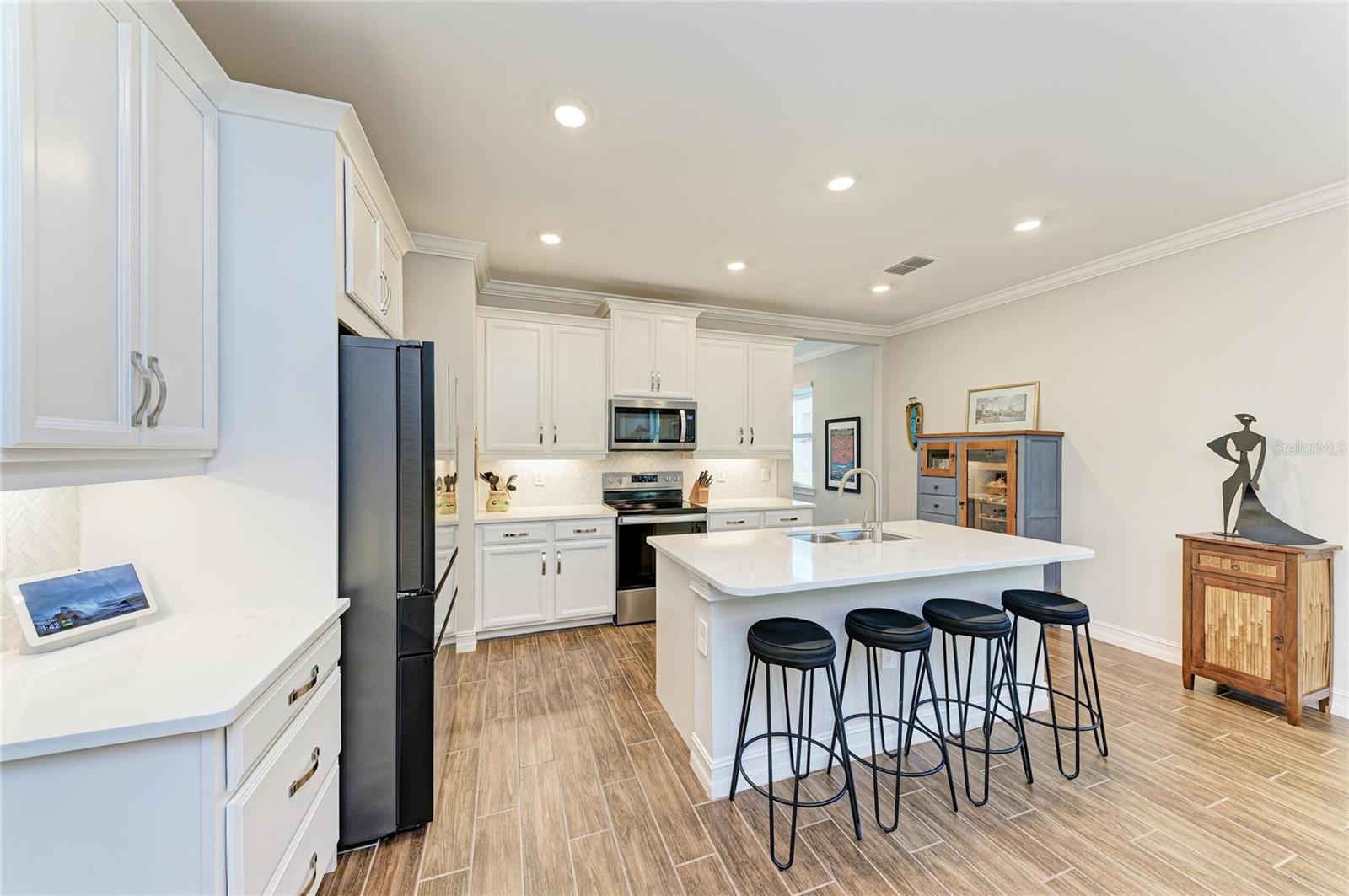 TOSCANA ISLES - Residential