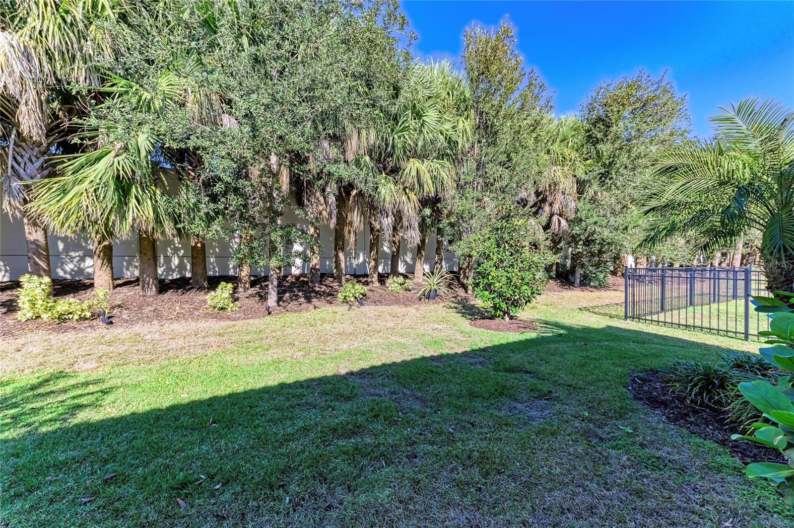 TOSCANA ISLES - Residential