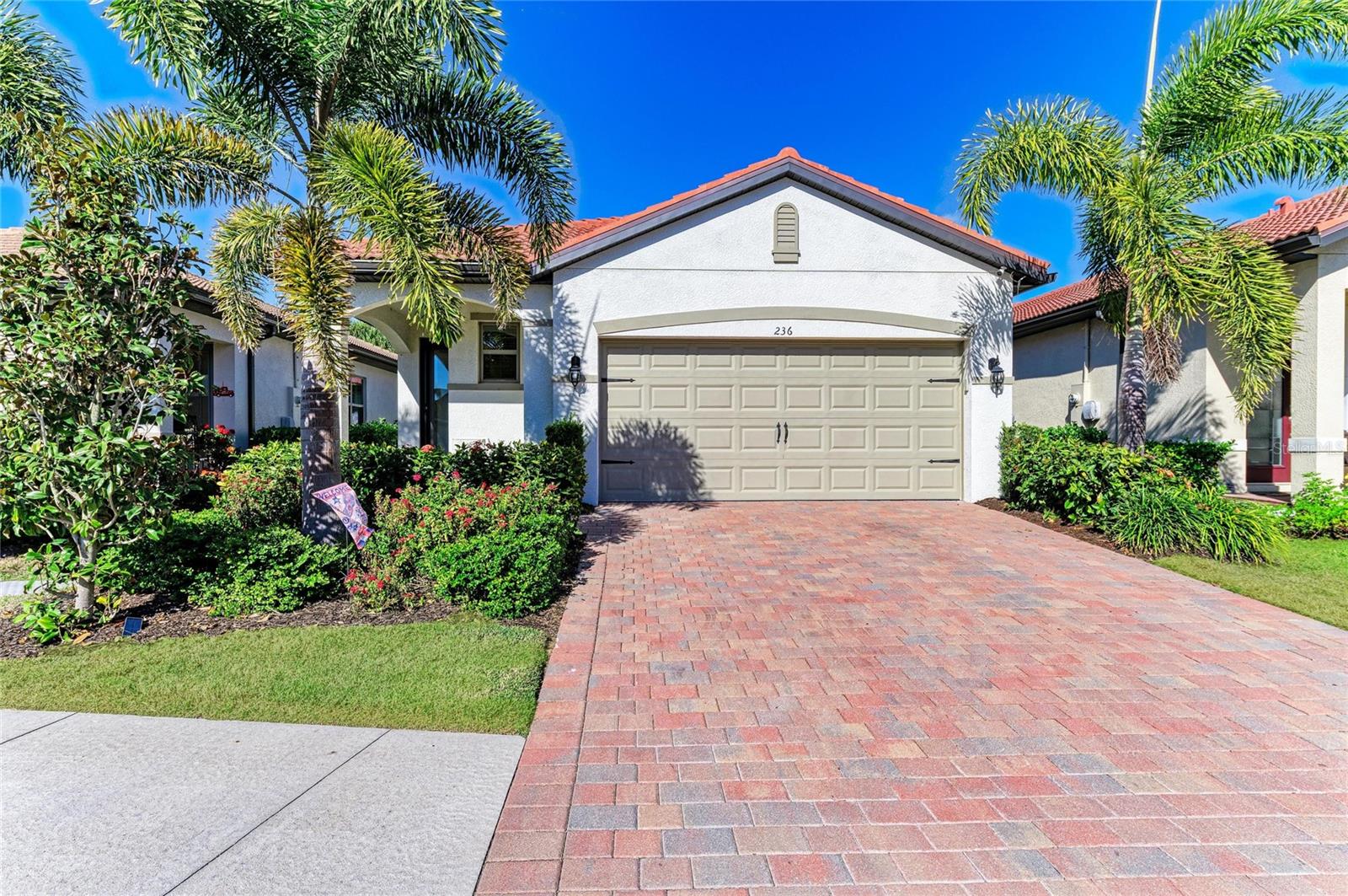 TOSCANA ISLES - Residential