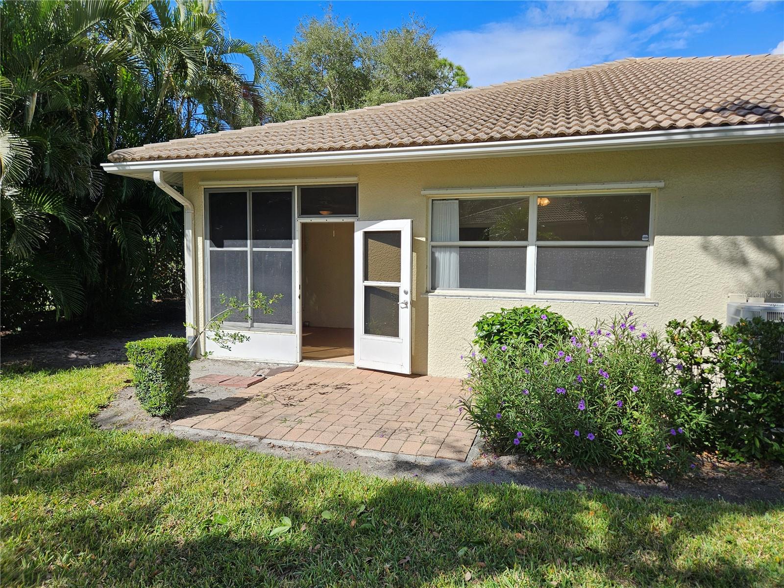 OAK FOREST PH 1 - Residential Lease