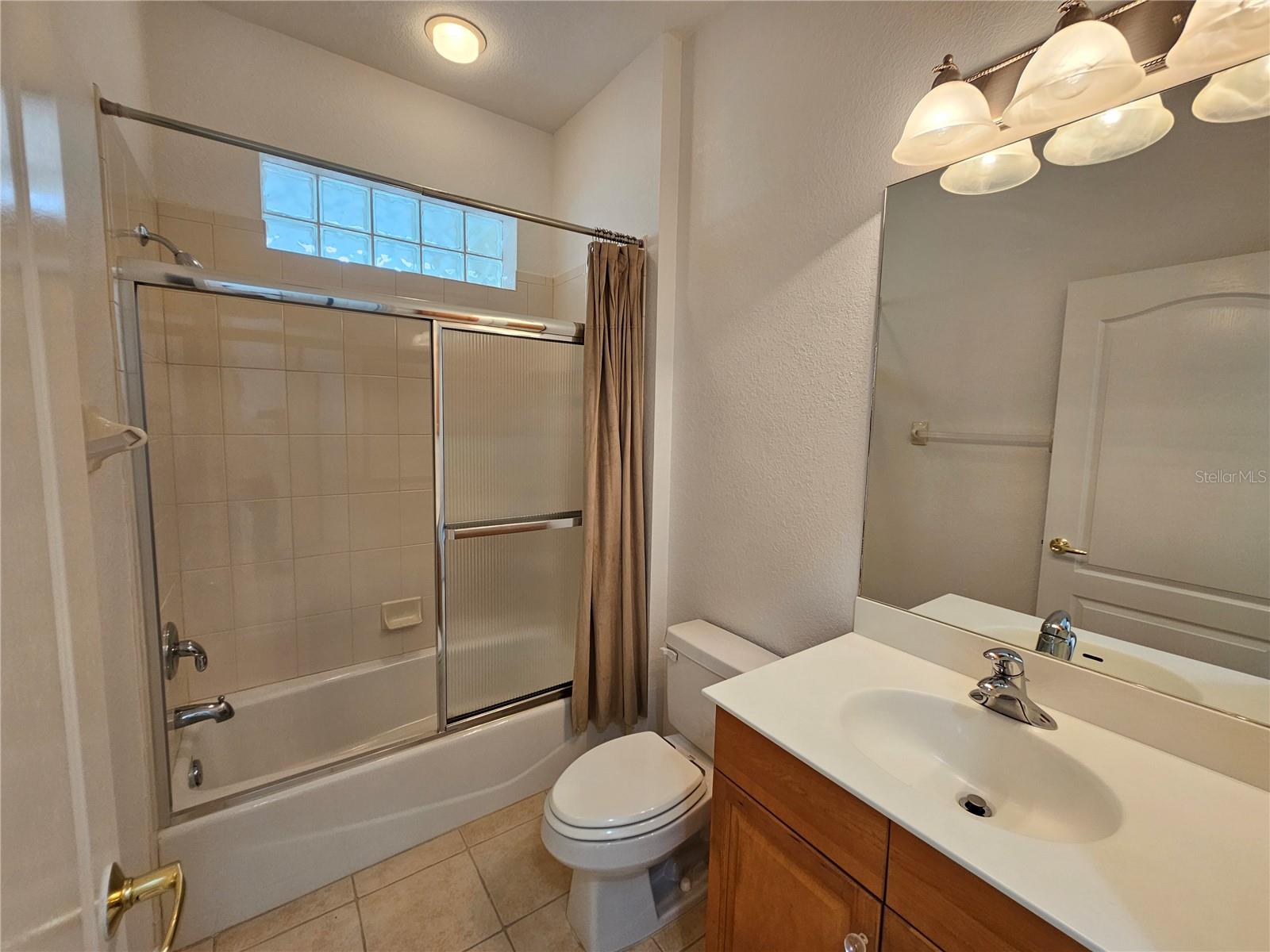 OAK FOREST PH 1 - Residential Lease