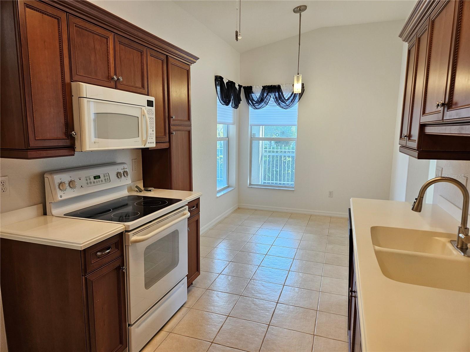 OAK FOREST PH 1 - Residential Lease