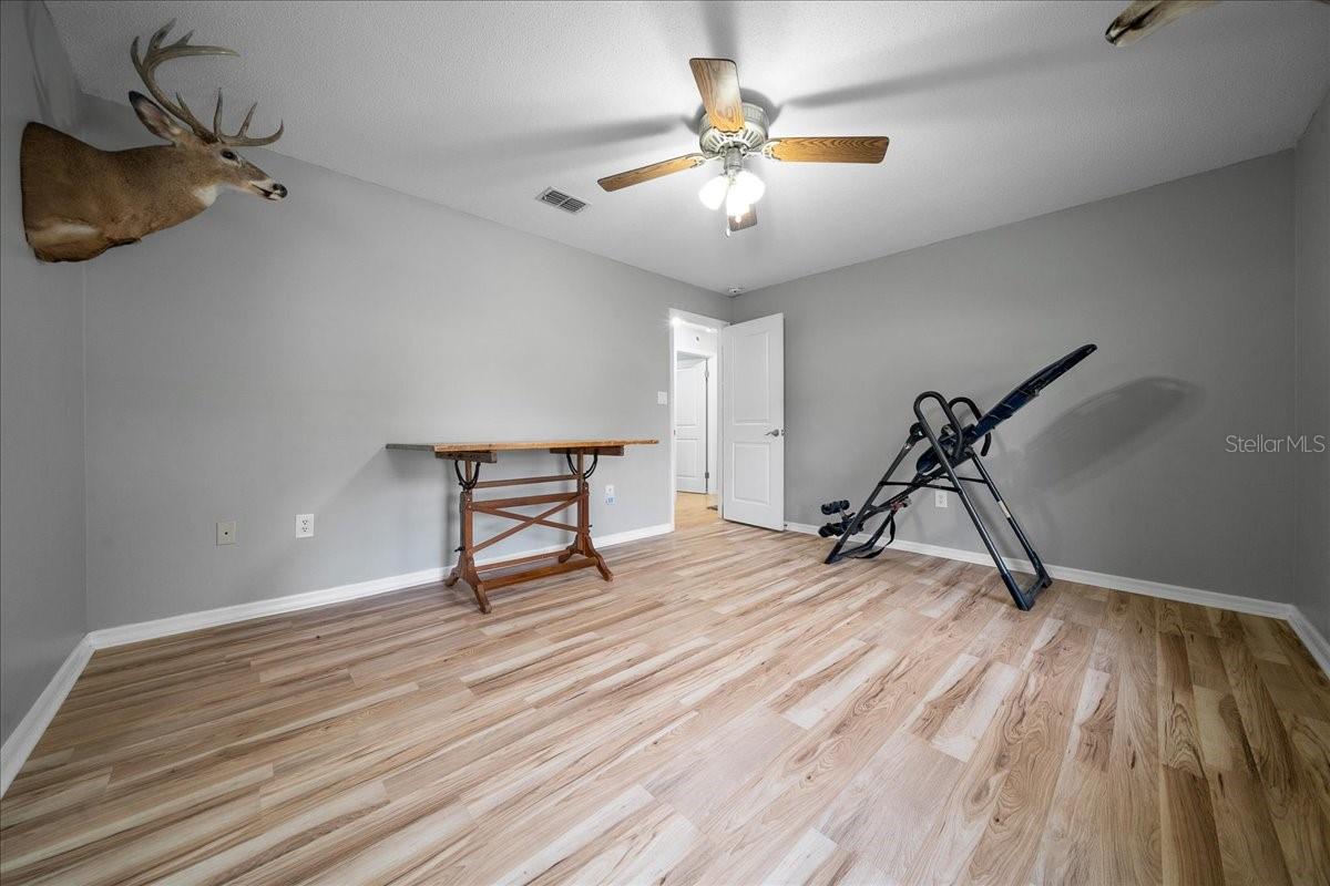 PALM POINT - Residential