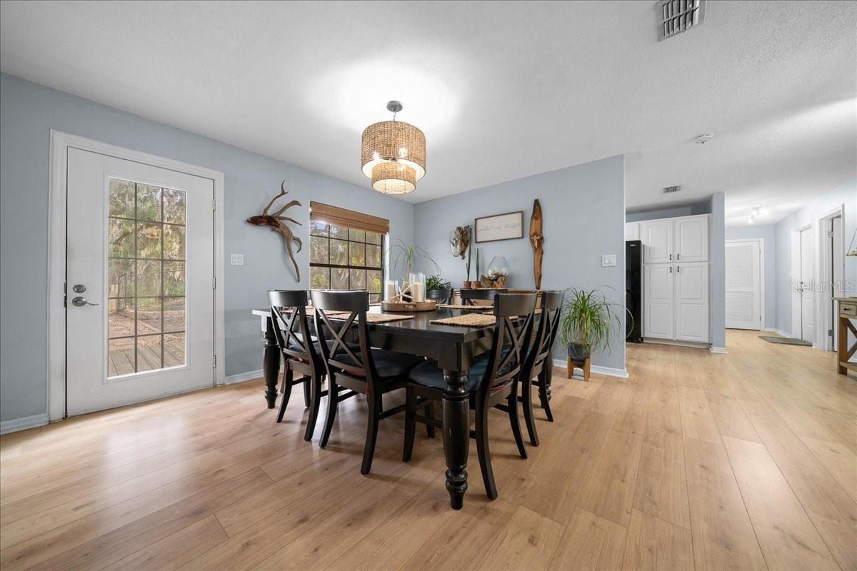 PALM POINT - Residential