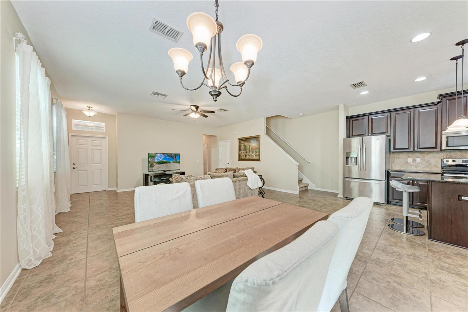 SOUTH HAMPTON - Residential