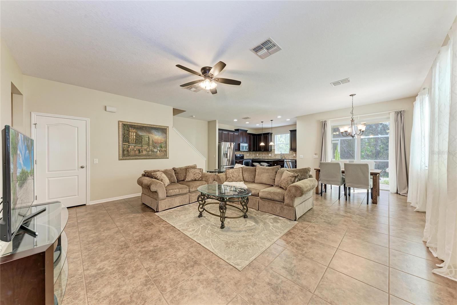 SOUTH HAMPTON - Residential